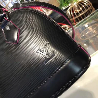 Сумка Louis Vuitton Alma BB M54160 Epi Leather "Black" фото № 5