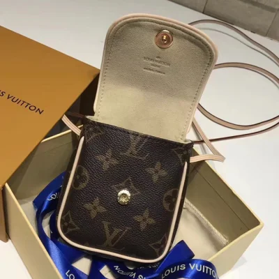 Сумка Louis Vuitton Pochette Cancun M60018 Monogram Canvas "Brown" фото № 6