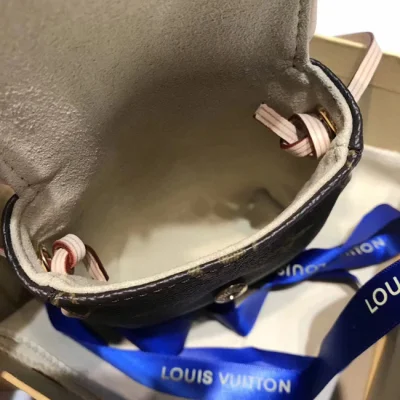 Сумка Louis Vuitton Pochette Cancun M60018 Monogram Canvas "Brown" фото № 9