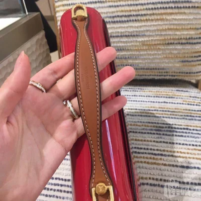 Сумка Louis Vuitton M52686 Cherrywood BB Monogram Vernis Cerise "Red" фото № 9