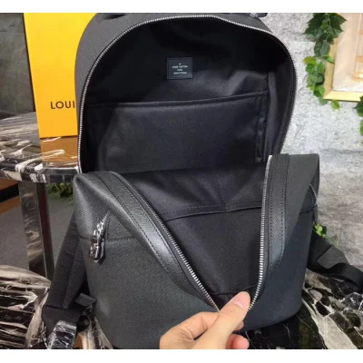 Рюкзак Louis Vuitton Anton Backpack M33425 Taiga Leather "Black" фото № 9