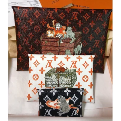 Клатч Louis Vuitton Pochette Kirigami M63885 Monogram Canvas фото № 3 Клатч Louis Vuitton Pochette Kirigami M63885 Monogram Canvas фото № 3