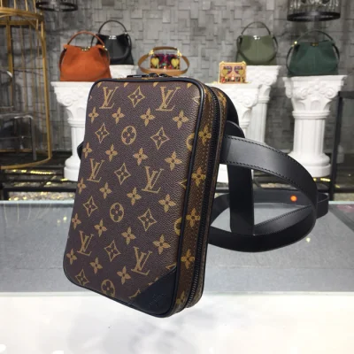 Сумка Louis Vuitton Utility Side Bag M44477 Monogram Coated Canvas "Brown" фото № 3