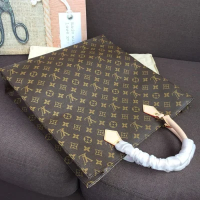 Сумка Louis Vuitton Sac Plat Tote Bag M51140 Monogram Canvas "Brown" фото № 5 Сумка Louis Vuitton Sac Plat Tote Bag M51140 Monogram Canvas "Brown" фото № 5