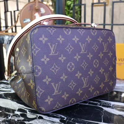 Сумка Louis Vuitton NeoNoe M44369 Monogram Canvas "Brown" фото № 5