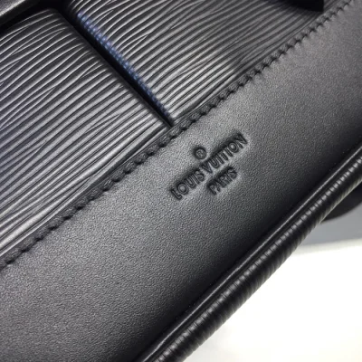 Сумка Louis Vuitton Men's Messenger PM Bag in Epi Leather M53492 2017 "Black" фото № 6