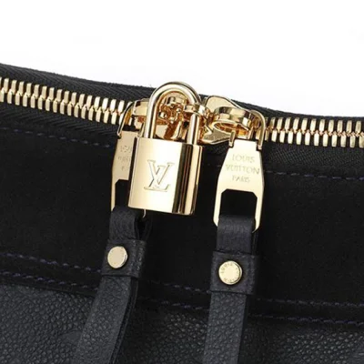 Сумка Louis Vuitton M40589 Audacieuse MM Hobo Bag Monogram Empreinte Leather "Navy Blue" фото № 6