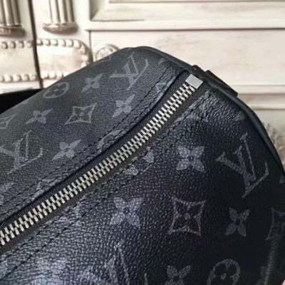 Сумка Louis Vuitton M43413 Keepall 45 Bandouliere Duffel Bag Monogram Eclipse Canvas "Black" фото № 7 Сумка Louis Vuitton M43413 Keepall 45 Bandouliere Duffel Bag Monogram Eclipse Canvas "Black" фото № 7