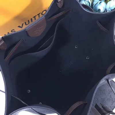 Сумка Louis Vuitton M54402 Girolata Tote Bag Mahina Leather "Black" фото № 9