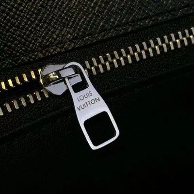 Сумка Louis Vuitton M54537 Clery Crossbody Bag Epi Leather "Red" фото № 10