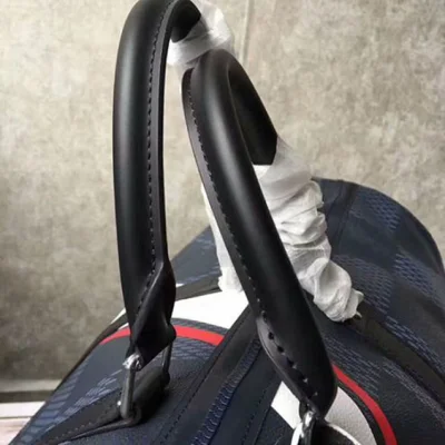 Сумка Louis Vuitton N44010 Keepall 55 Bandouliere Duffel Bag Damier Cobalt Canvas "Navy Blue" фото № 7 Сумка Louis Vuitton N44010 Keepall 55 Bandouliere Duffel Bag Damier Cobalt Canvas "Navy Blue" фото № 7