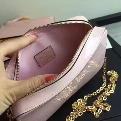 Сумка Louis Vuitton M64058 Camera Pouch Crossbody Bag Monogram Vernis "Pink" фото № 8