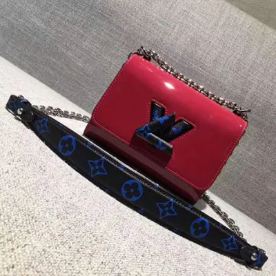 Сумка Louis Vuitton Twist PM M54241 Monogram Vernis "Pink" фото № 2 Сумка Louis Vuitton Twist PM M54241 Monogram Vernis "Pink" фото № 2