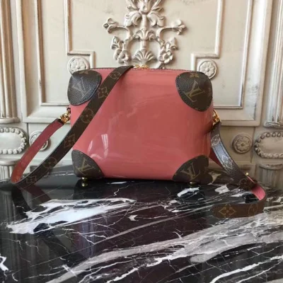 Сумка Louis Vuitton Venice M53546 Monogram Vernis "Pink" фото № 2