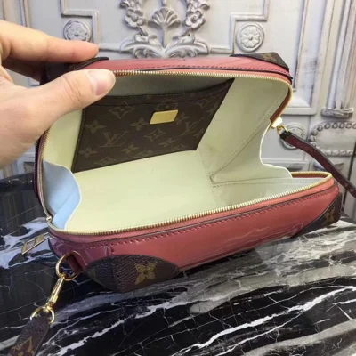 Сумка Louis Vuitton Venice M53546 Monogram Vernis "Pink" фото № 8