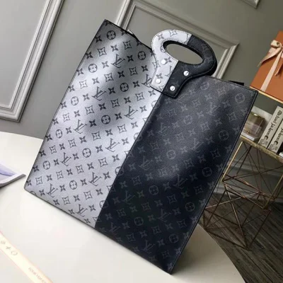 Сумка Louis Vuitton Monogram Eclipse Canvas Tote M43816 "Black" фото № 2