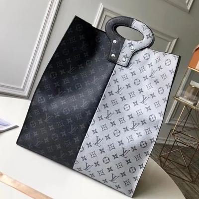 Сумка Louis Vuitton Monogram Eclipse Canvas Tote M43816 "Black" фото № 4