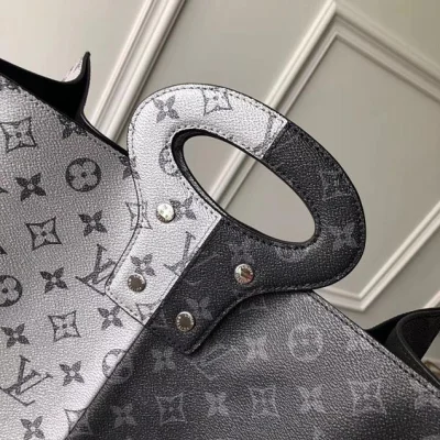 Сумка Louis Vuitton Monogram Eclipse Canvas Tote M43816 "Black" фото № 6