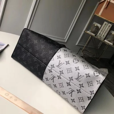 Сумка Louis Vuitton Monogram Eclipse Canvas Tote M43816 "Black" фото № 7
