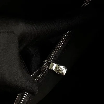 Сумка Louis Vuitton Monogram Eclipse Canvas Tote M43816 "Black" фото № 10