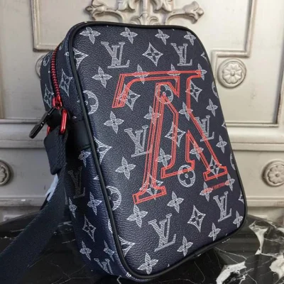 Сумка Louis Vuitton Monogram Canvas Danube PM M43678 "Navy Blue" фото № 5