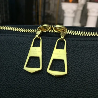 Сумка Louis Vuitton V Tote MM M43948 Monogram Canvas Black "Brown" фото № 7