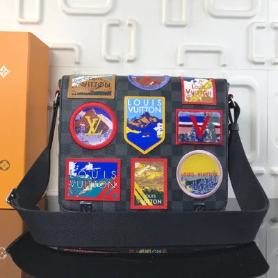 Сумка Louis Vuitton District PM Messenger N40040 Damier Graphite Canvas "Graphite" фото № 2