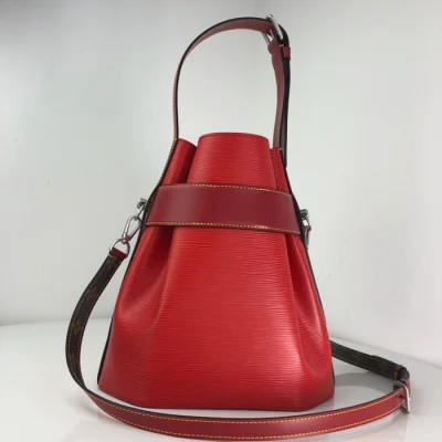 Сумка Louis Vuitton Twist Bucket M52927 Epi Leather Rust "Orange" фото № 4