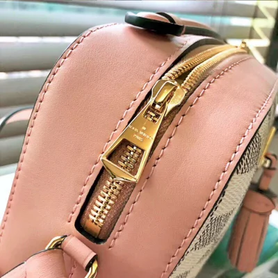 Сумка Louis Vuitton Saintonge N40155 Damier Azur Canvas Eau De Rose "White" фото № 7 Сумка Louis Vuitton Saintonge N40155 Damier Azur Canvas Eau De Rose "White" фото № 7