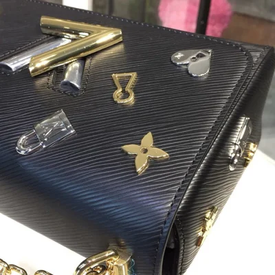 Сумка Louis Vuitton Twist MM M52891 Epi Leather "Black" фото № 6