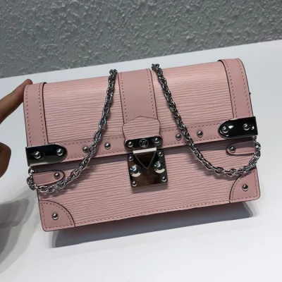 Сумка Louis Vuitton Trunk Chain Wallet M67508 Epi Leather Rose Ballerine "Pink" фото № 2