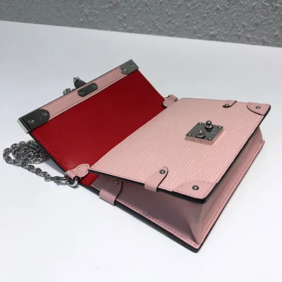 Сумка Louis Vuitton Trunk Chain Wallet M67508 Epi Leather Rose Ballerine "Pink" фото № 7