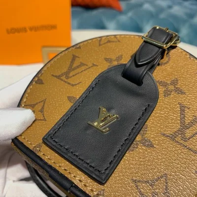 Сумка Louis Vuitton Mini Boite Chapeau M68276 Monogram Coated Canvas "Brown" фото № 5 Сумка Louis Vuitton Mini Boite Chapeau M68276 Monogram Coated Canvas "Brown" фото № 5