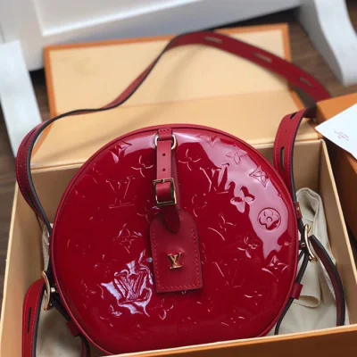 Сумка Louis Vuitton Boite Chapeau Souple M54100 Monogram Vernis "Red" фото № 2