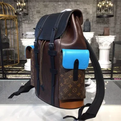Рюкзак Louis Vuitton Christopher PM Backpack Bag Epi Canvas Spring Summer 2018 Collection M51458 "Brown" фото № 3 Рюкзак Louis Vuitton Christopher PM Backpack Bag Epi Canvas Spring Summer 2018 Collection M51458 "Brown" фото № 3