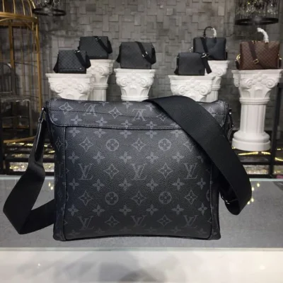 Сумка Louis Vuitton Messenger PM Explorer Bag 26cm Monogram Eclipse Canvas Fall Winter 2018 Collection M40565 Noir "Black" фото № 5