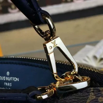 Сумка Louis Vuitton M43132 Fringed Noe Shoulder Bag Monogram Canvas "Brown" фото № 7