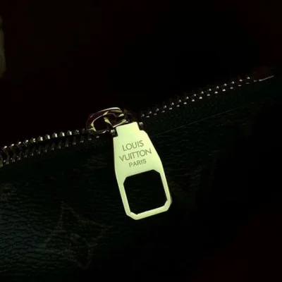 Сумка Louis Vuitton M44021 NeoNoe Shoulder Bag Monogram Canvas "Brown" фото № 10