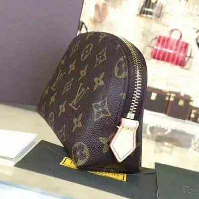 Косметичка Louis Vuitton M47515 Cosmetic Pouch Monogram Canvas "Brown" фото № 3