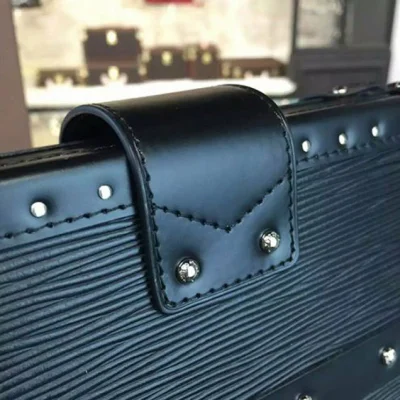 Сумка Louis Vuitton M5001N Petite Malle Crossbody Bag Epi Leather "Black" фото № 9