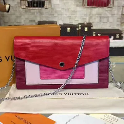 Сумка Louis Vuitton M62252 Chain Wallet Epi Leather "Red" фото № 2