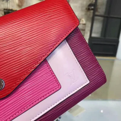 Сумка Louis Vuitton M62252 Chain Wallet Epi Leather "Red" фото № 6