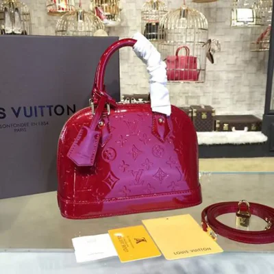 Сумка Louis Vuitton M91606 Alma BB Tote Bag Monogram Vernis "Red" фото № 2