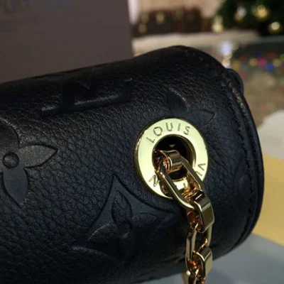 Сумка Louis Vuitton M94552 Saint-Germain BB Crossbody Bag Monogram Empreinte Leather "Black" фото № 7