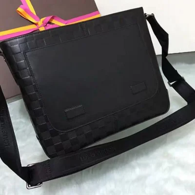 Сумка Louis Vuitton N41284 District MM Messenger Bag Damier Infini Leather "Black" фото № 4