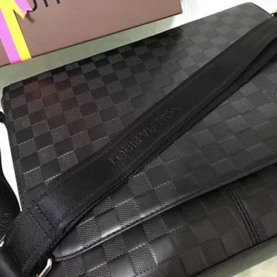 Сумка Louis Vuitton N41284 District MM Messenger Bag Damier Infini Leather "Black" фото № 5