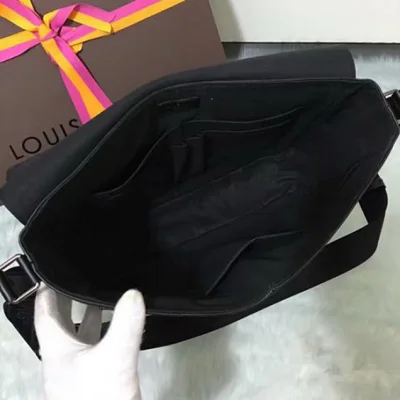 Сумка Louis Vuitton N41284 District MM Messenger Bag Damier Infini Leather "Black" фото № 9