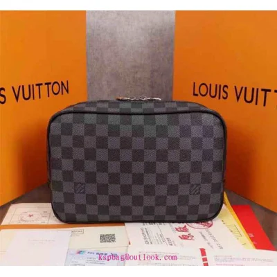 Косметичка Louis Vuitton Damier Cobalt Canvas Toilet Pouch GM N50001 "Navy Blue" фото № 4 Косметичка Louis Vuitton Damier Cobalt Canvas Toilet Pouch GM N50001 "Navy Blue" фото № 4