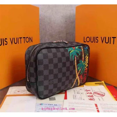 Косметичка Louis Vuitton Damier Cobalt Canvas Toilet Pouch GM N50001 "Navy Blue" фото № 2 Косметичка Louis Vuitton Damier Cobalt Canvas Toilet Pouch GM N50001 "Navy Blue" фото № 2