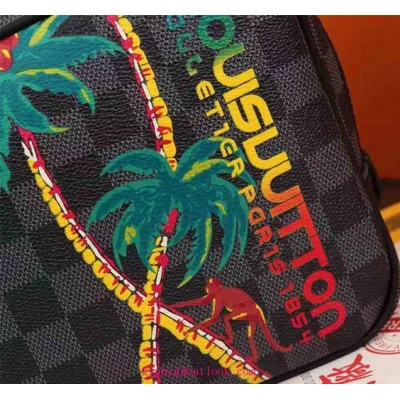 Косметичка Louis Vuitton Damier Cobalt Canvas Toilet Pouch GM N50001 "Navy Blue" фото № 7 Косметичка Louis Vuitton Damier Cobalt Canvas Toilet Pouch GM N50001 "Navy Blue" фото № 7